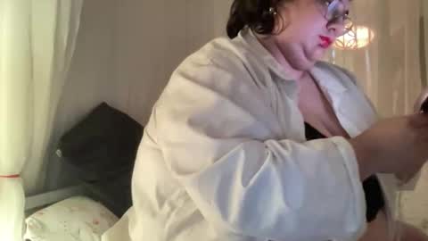 La Grande Amoureuse online show from 2, 4, 2026