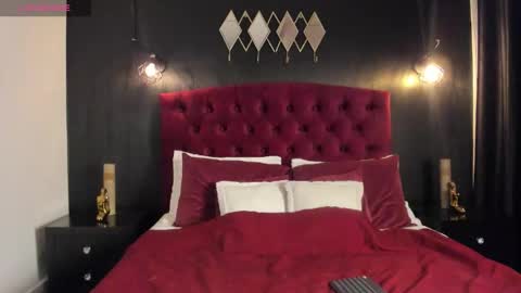 Laia  online show from 2, 11, 2025