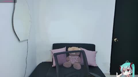 Snapshot of laila_addison chatting on 19, 1, 2025 laila online show from 19, 1, 2025