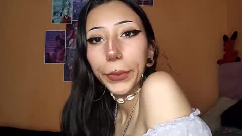 Snapshot of laila_angel chatting on 25, 2, 2025 laila_angel online show from 25, 2, 2025