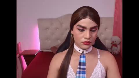 Snapshot of lailahdark chatting on 11, 10, 2025 Camila online show from 11, 10, 2025