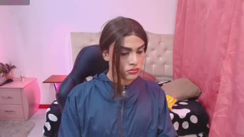 Snapshot of lailahdark chatting on 6, 11, 2025 Camila online show from 6, 11, 2025