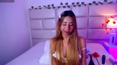 Laila Stilwills online show from 7, 11, 2025