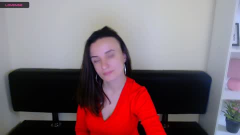 Snapshot of laimapinch_ chatting on 12, 12, 2024 Laima online show from 12, 12, 2024