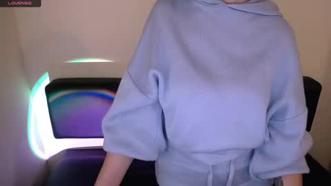Snapshot of laimapinch_ chatting on 30, 9, 2025 Laima online show from 30, 9, 2025