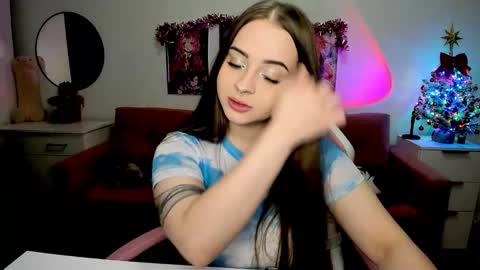 Snapshot of lain__ chatting on 1, 12, 2025 Kira online show from 1, 12, 2025