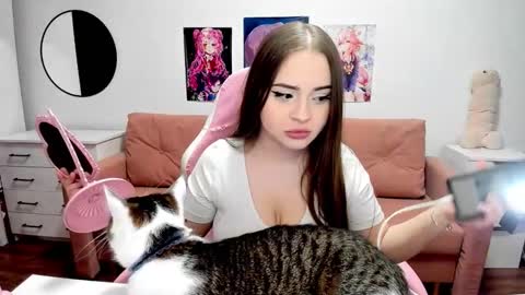 Kira online show from 12, 2, 2026