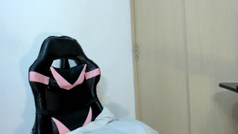 Lala online show from 4, 4, 2026