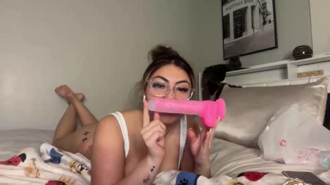 Snapshot of lalaxxo chatting on 3, 3, 2026 lalaxxo online show from 3, 3, 2026