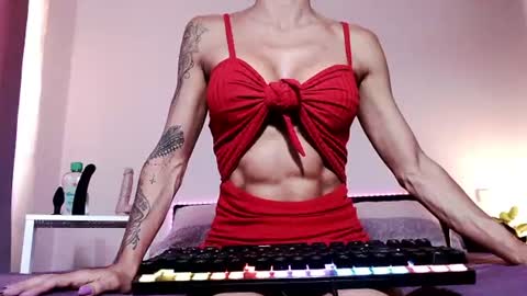 Lola online show from 7, 7, 2026