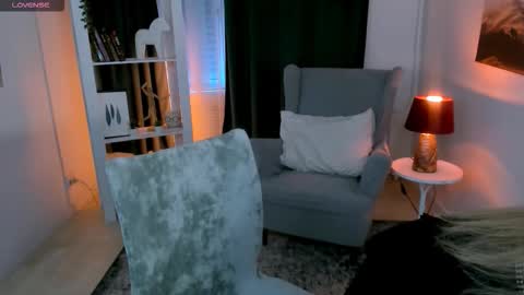 Laly online show from 3, 11, 2025