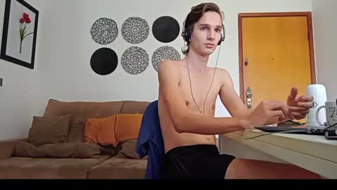 Snapshot of lamb_b chatting on 30, 7, 2026 Lemme B online show from 30, 7, 2026