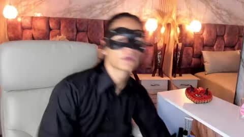 Bella  Dante online show from 18, 10, 2025