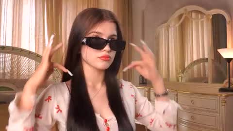Emily online show from 17, 7, 2026