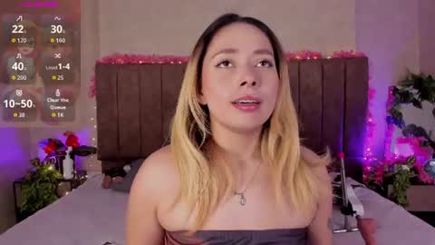 Snapshot of lanaamills chatting on 30, 6, 2026 Lana online show from 30, 6, 2026