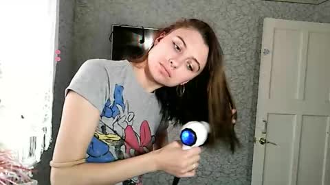 Snapshot of lanabeils chatting on 1, 12, 2025 Lana online show from 1, 12, 2025