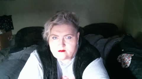 lanacat555 online show from 7, 11, 2025