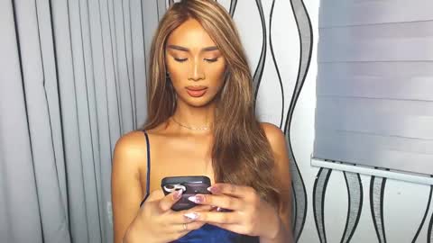 Lana online show from 4, 2, 2025