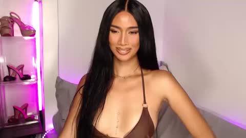 Lana online show from 4, 3, 2025