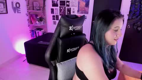 Snapshot of lanaherondale_ chatting on 20, 11, 2025 lanaherondale_ online show from 20, 11, 2025