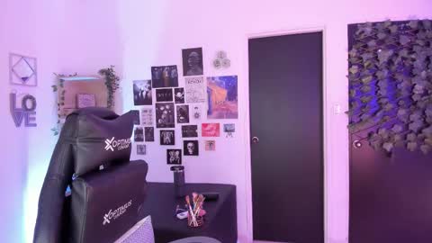 Snapshot of lanaherondale_ chatting on 23, 11, 2025 lanaherondale_ online show from 23, 11, 2025