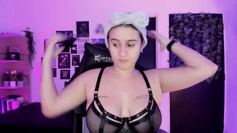 Snapshot of lanaherondale_ chatting on 16, 12, 2025 lanaherondale_ online show from 16, 12, 2025