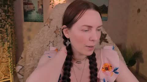 Lana Radiance online show from 8, 5, 2026