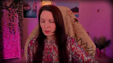 Lana Radiance online show from 5, 6, 2026