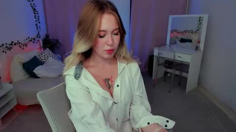 Lana online show from 8, 9, 2025