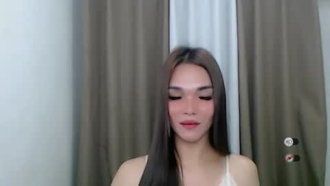 lanawyatt_ online show from 2, 3, 2025