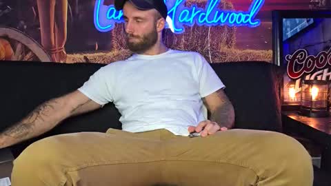 Snapshot of lancehardwood222 chatting on 15, 10, 2025 LANCE online show from 15, 10, 2025