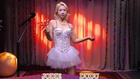 Snapshot of lankwaifong_cindy chatting on 15, 5, 2026 lankwaifong_cindy online show from 15, 5, 2026