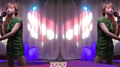 Snapshot of lankwaifong_cindy chatting on 30, 5, 2026 lankwaifong_cindy online show from 30, 5, 2026