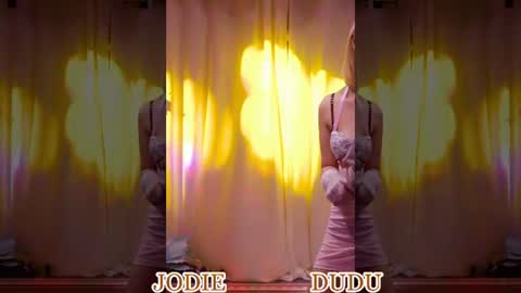Snapshot of lankwaifong_cindy chatting on 27, 6, 2026 lankwaifong_cindy online show from 27, 6, 2026