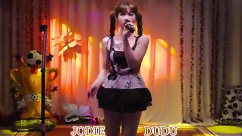 Snapshot of lankwaifong_cindy chatting on 2, 7, 2026 lankwaifong_cindy online show from 2, 7, 2026