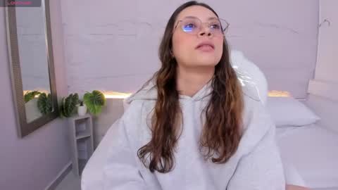 Snapshot of lanna_18_ chatting on 25, 5, 2026 Lanna online show from 25, 5, 2026