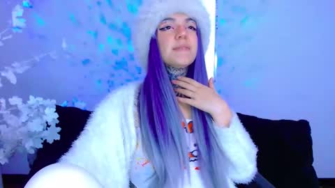 Snapshot of lannie_gonzales chatting on 5, 10, 2025 LANNIE   online show from 5, 10, 2025