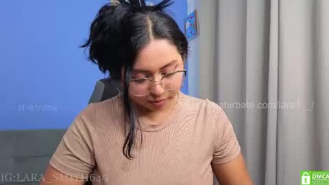 Lara  online show from 22, 7, 2026
