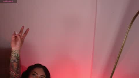 Lara online show from 19, 4, 2026