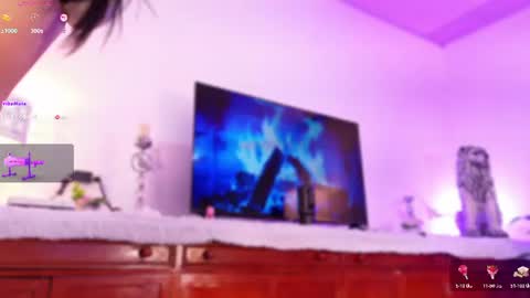 Hello Guys I am Lara Giraldo  WELCOME To my room online show from 11, 7, 2026