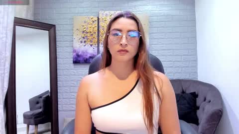      700  200   online show from 16, 2, 2026