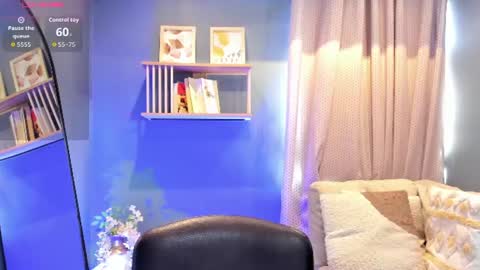      700  200   online show from 18, 7, 2026