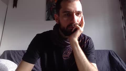 laraaan online show from 5, 12, 2025