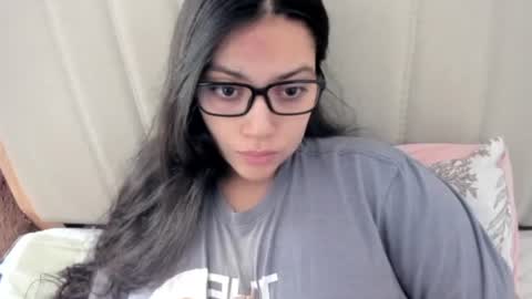 lara online show from 14, 12, 2025