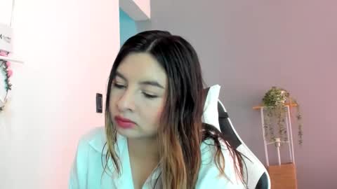 Lara online show from 27, 5, 2026