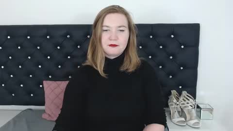 LaraFlirt online show from 12, 2, 2025