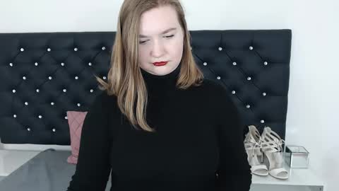 LaraFlirt online show from 13, 2, 2025