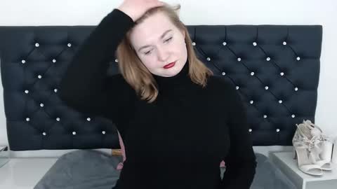 LaraFlirt online show from 6, 3, 2025