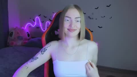 LaraKrein lk online show from 28, 10, 2025