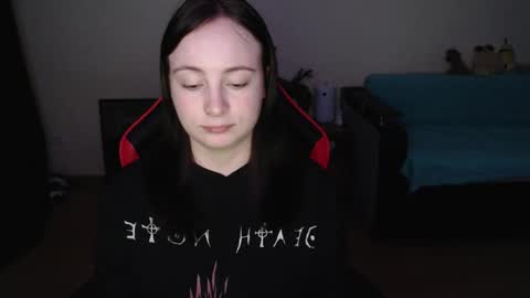 Snapshot of laralianna chatting on 13, 12, 2025 Laralianna online show from 13, 12, 2025